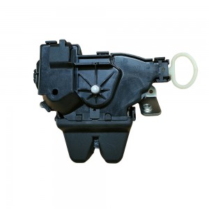 Mercedes W205, CLA C117 için Bagaj Kilidi OEM: A1177500085
